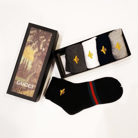 Other - Unisex Bee Socks NWT Mens Cotton Socks